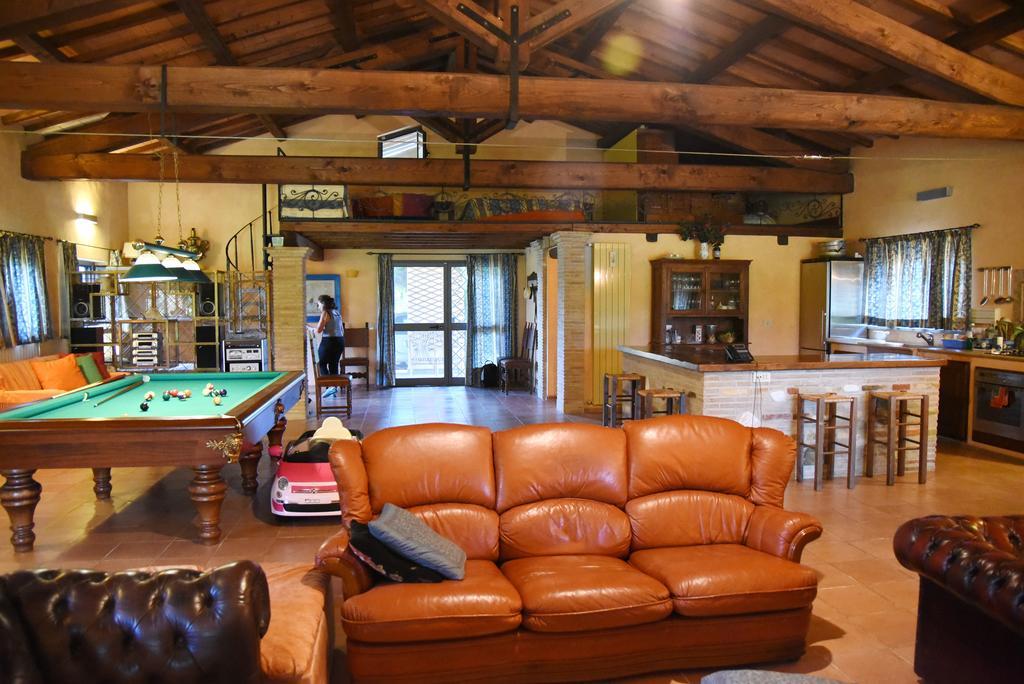 Casa Vacanze Vigna Di Valle Bracciano  Rum bild