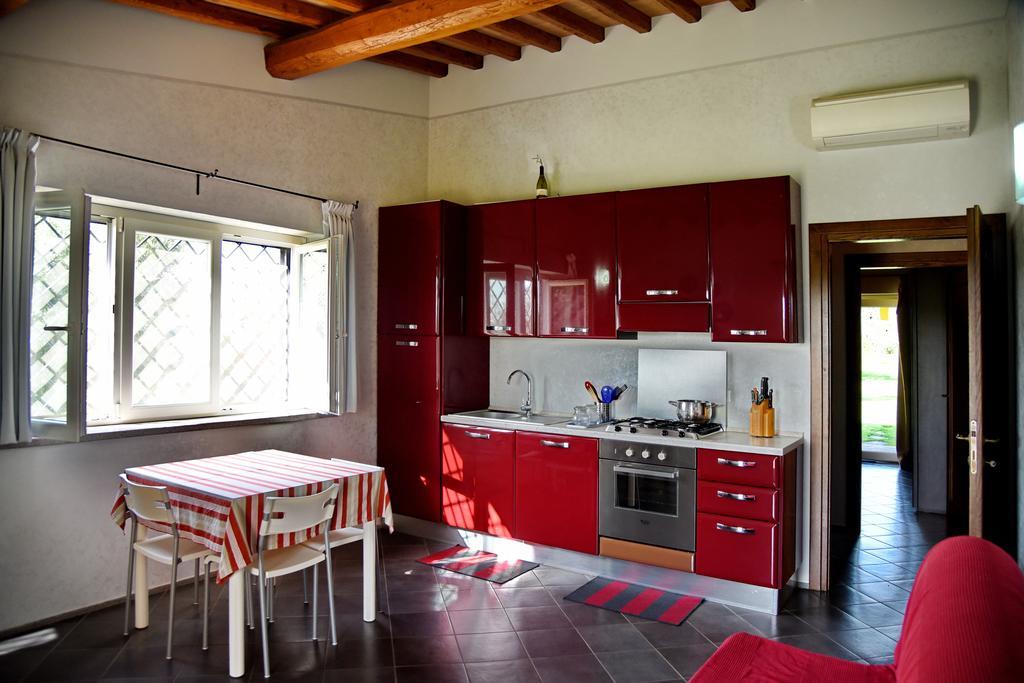 Casa Vacanze Vigna Di Valle Bracciano  Rum bild